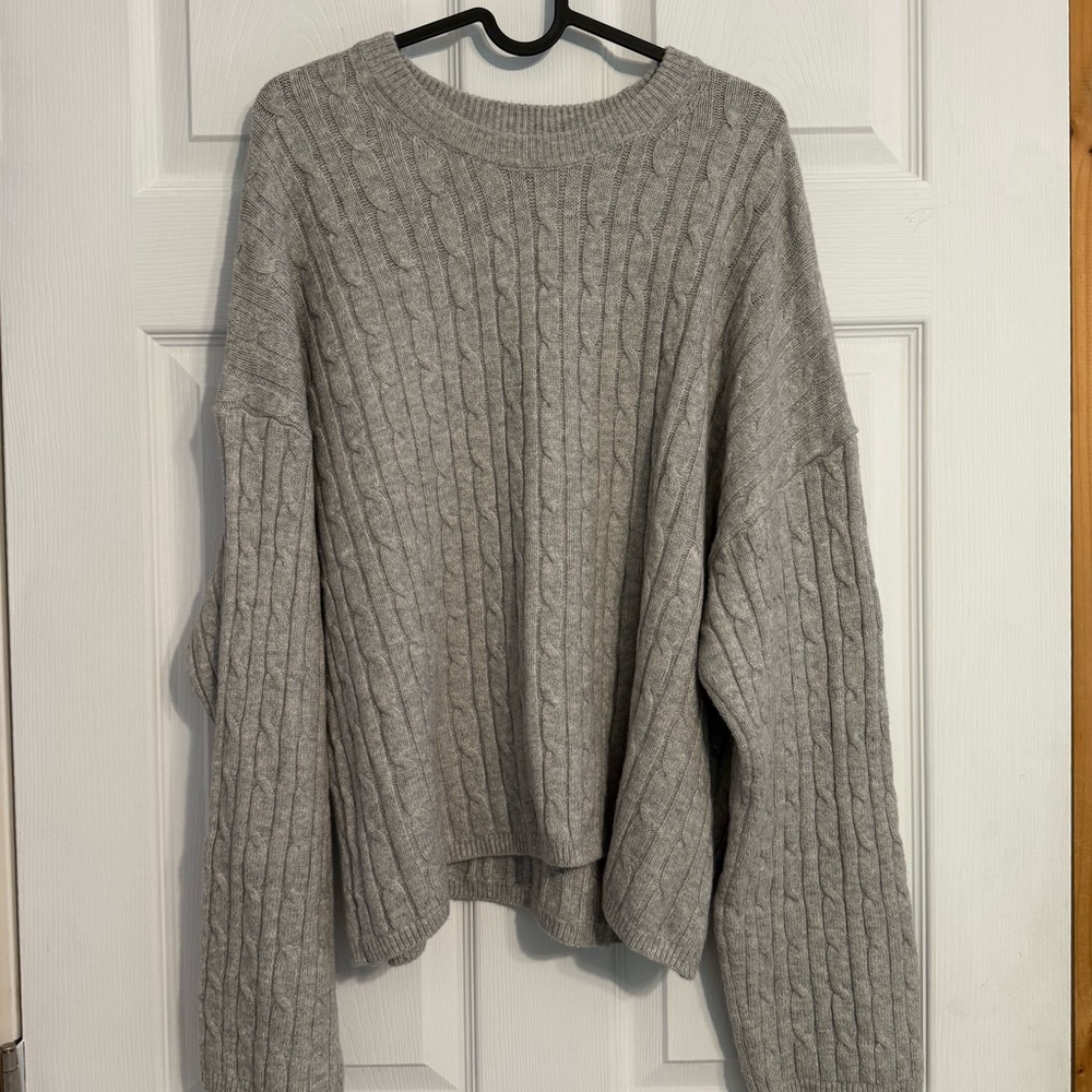 gap cable knit sweater